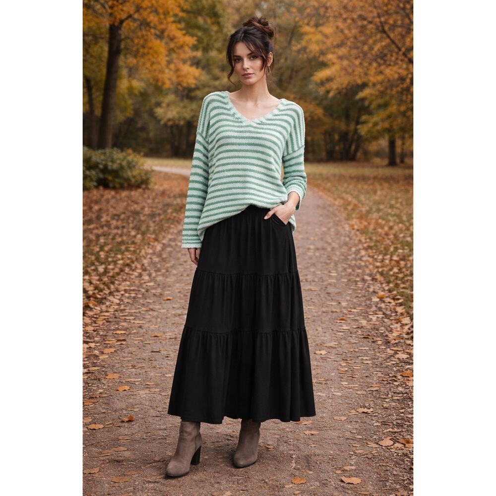 Staccato Mint Ivory Striped Lightweight V-Neck Sweater Size Large NWT Casual